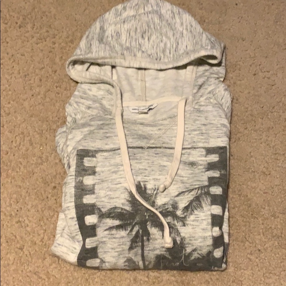 American eagle sweater